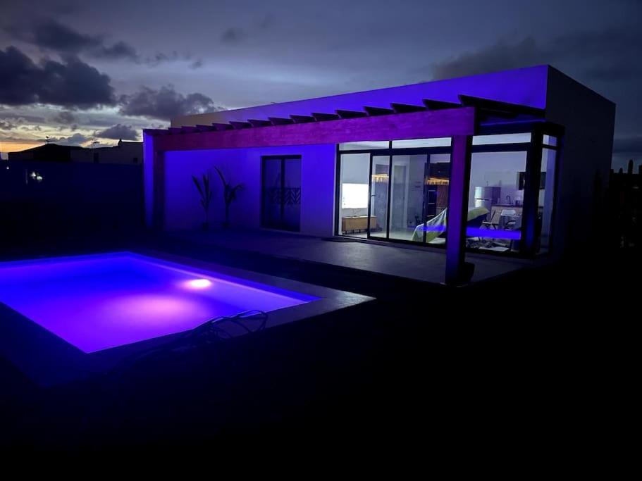 Bungalow + Piscina Independiente Ла Олива Екстериор снимка